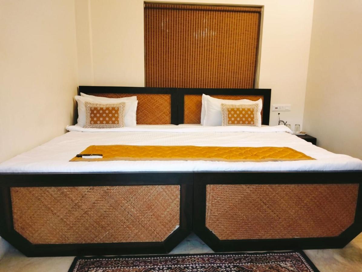 Hotel Kolam Shānti Niketan المظهر الخارجي الصورة
