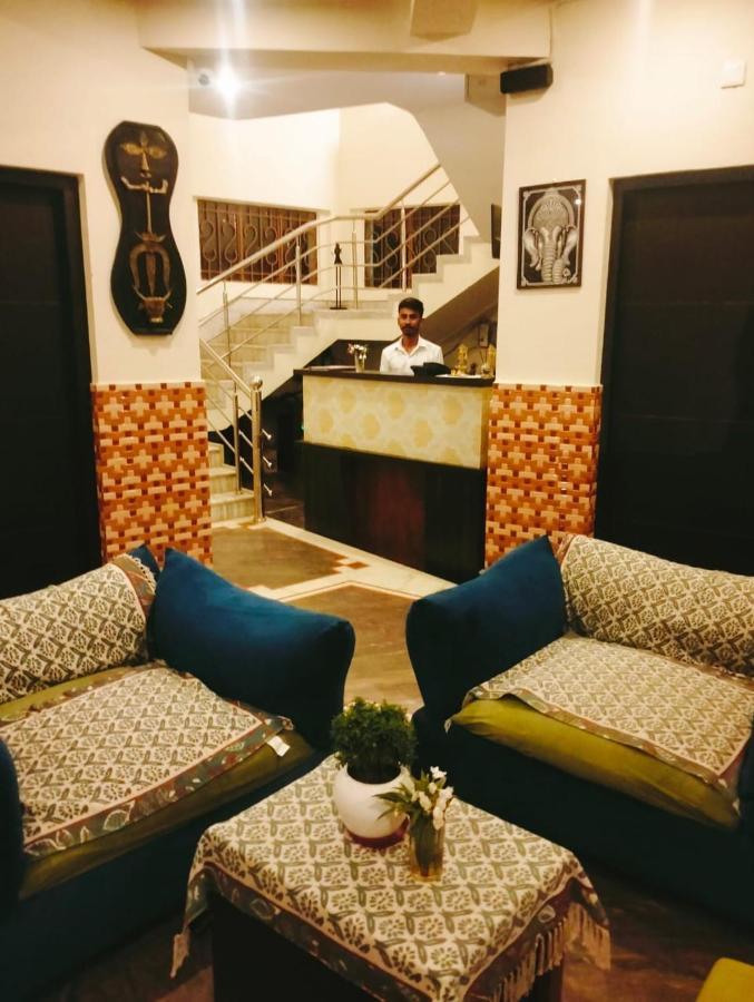 Hotel Kolam Shānti Niketan المظهر الخارجي الصورة