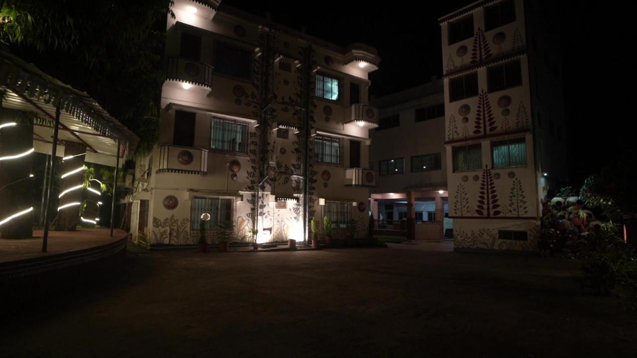 Hotel Kolam Shānti Niketan المظهر الخارجي الصورة